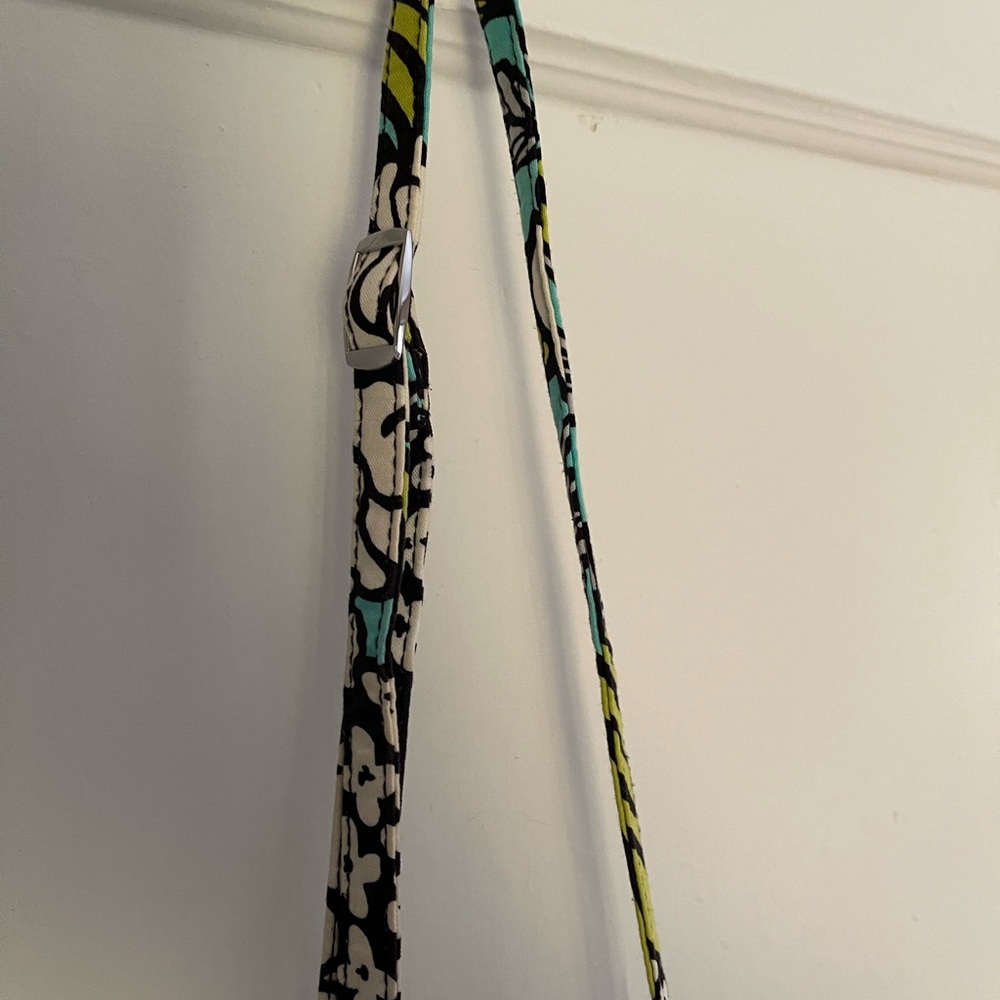 Vera Bradley Mini Hipster in Island Blooms - Picture 10 of 13